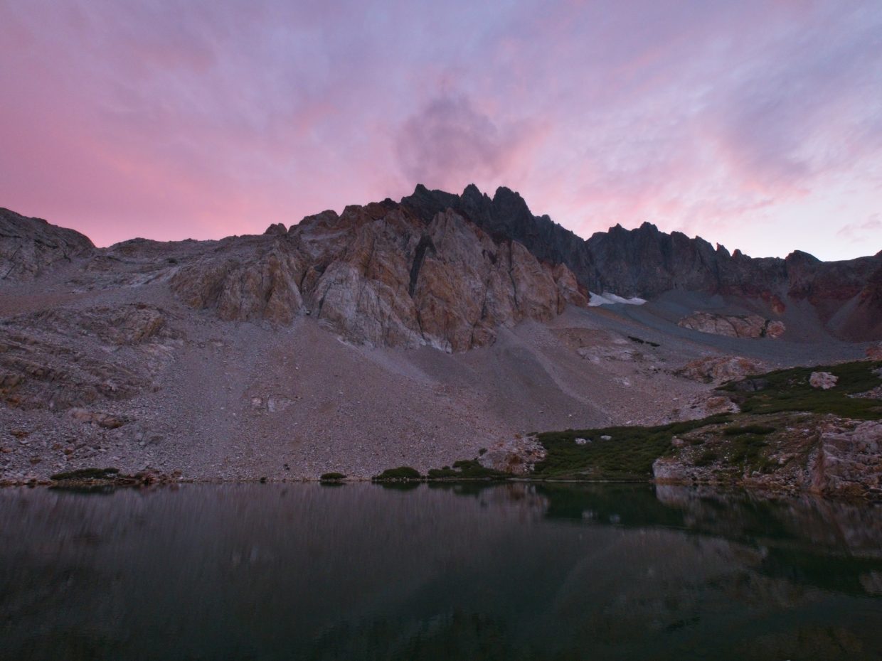 Split Mountain via Red Lake Backcountry Sights