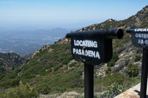 One of many viewing scopes at Inspiration Point inspiration point pasadena los angeles