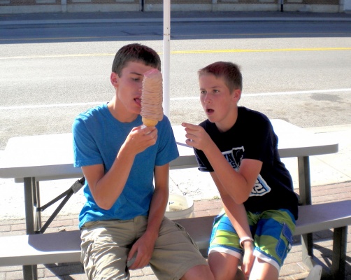 Easily a quart of ice cream... shoshone idaho snack shack ice cream