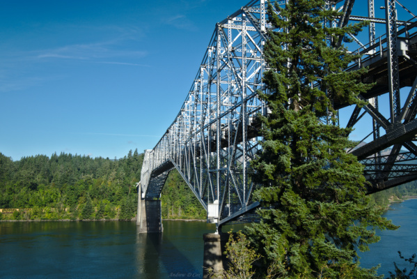 Fun fact: this bridge is part of the Pacific Crest Trail! bridge of the gods pacific crest trail