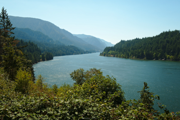 A view down the Columbia River columbia river gorge