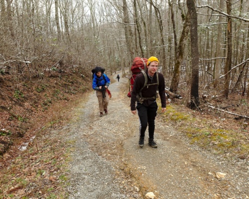After descending a few thousand feet, the snow around us disappears smoky mountains sugarlands