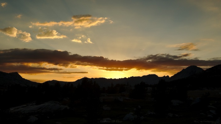 The sun sinks behind The Pinnacles humphreys basin sunset