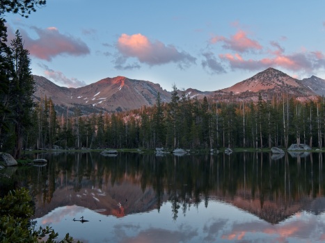 Alpine Glow sierra nevada merced pass lake