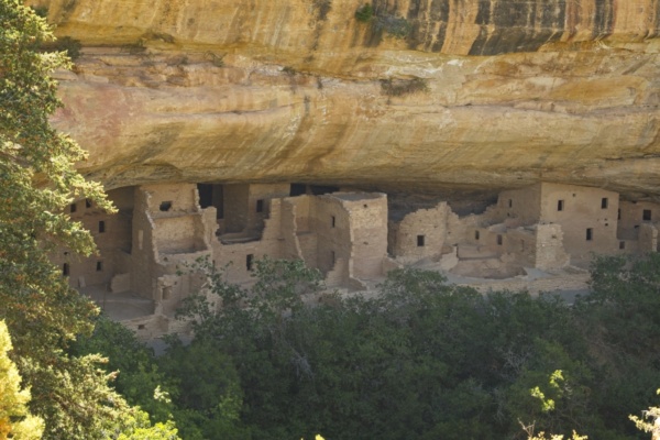 One of the big cliff dwellings in the park