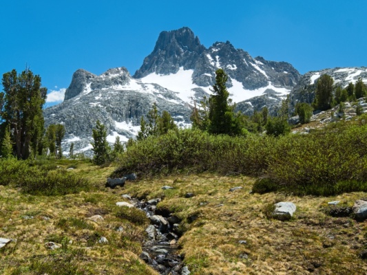 I can't help snapping a photo of the imposing Banner Peak banner peak