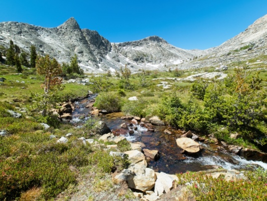 Roper is spot on when he touts the beauty of this canyon sierra high route bench canyon