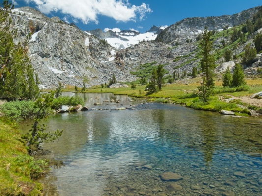 After hours and hours in lower Lyell Canyon, I'm excited to be back in the high country! john muir trail donohue pass