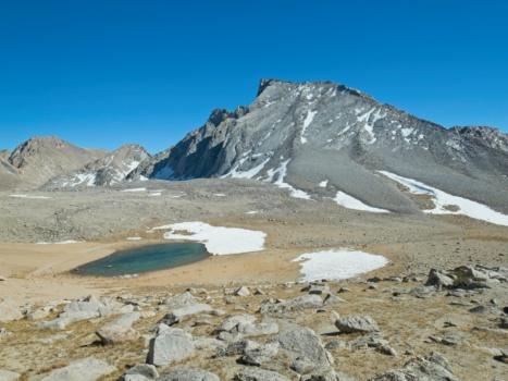 We get another nice view of Mount Tyndall while descending the southeast ridge of Polychrome Peak mount tyndall