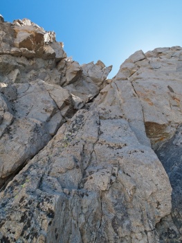 After scrambling up the chute for an hour or two we reach the final obstacle: the class 3 chimney mount williamson