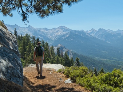 The Great Western Divide comes into view high sierra trail