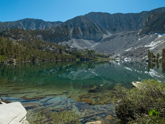 Crystal clear water at Steelhead Lake - there's not another soul here! steelhead lake
