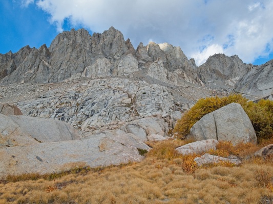 Looking up at the chute that leads to the summit of North Palisade north palisade