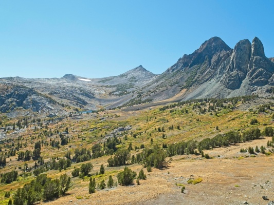 A beautiful valley below Virginia Peak with Return Lake just barely visible return lake