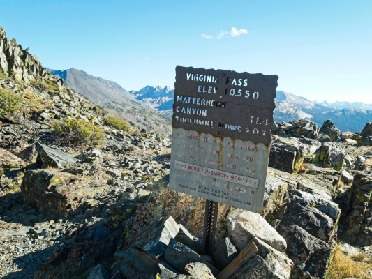 A classic Yosemite sign marks the pass virginia pass