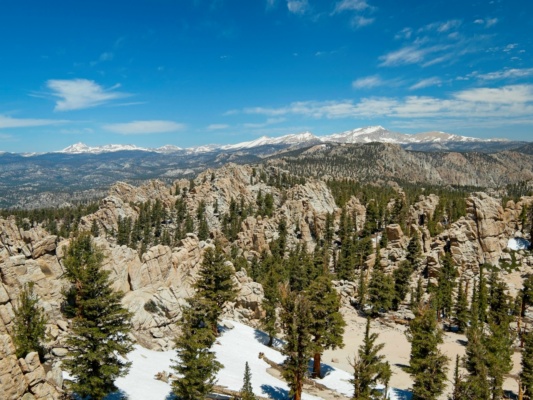 The many rock pinnacles of Cartago Peak cartago peak view
