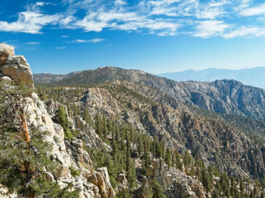 A view of Muah Mountain from the PCT, looking north muah mountain