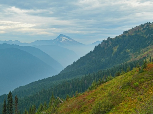 A clear view of Sloan Peak sloan peak
