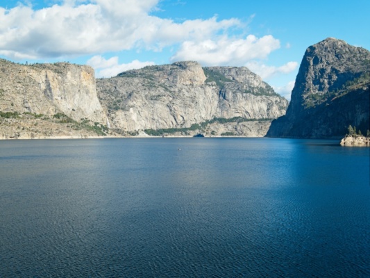 Looking out at the reservoir from the dam hetch hetchy