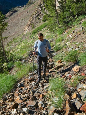 Jesse hikes up the trail toward Lake Dorothy convict creek hiking