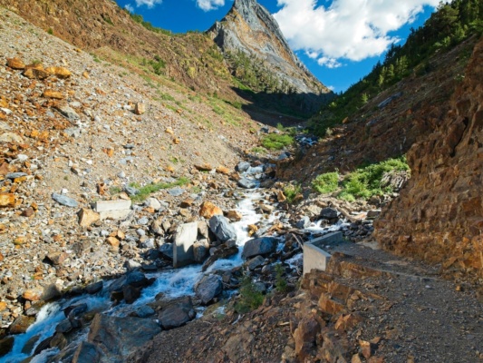 The foundations of the old bridge, sans bridge convict creek bridge