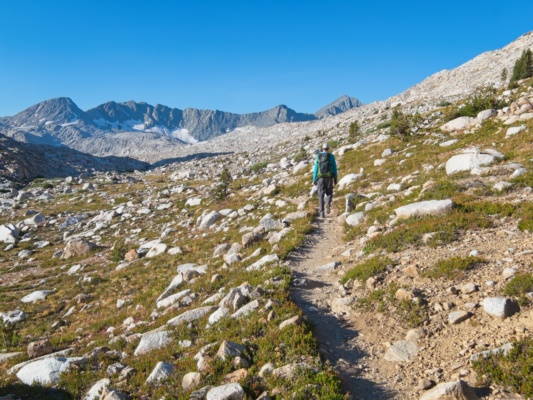 We walk up the JMT / PCT toward Muir Pass john muir trail