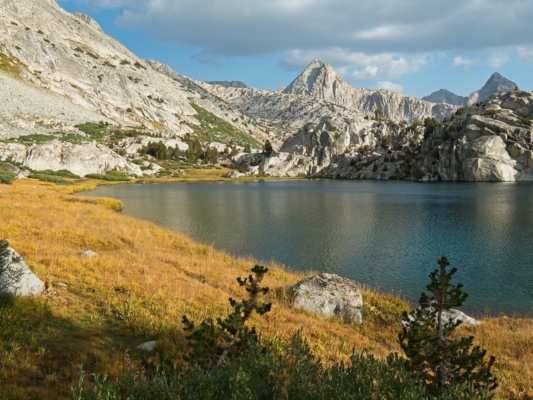 Evening light at Evolution Lake evolution lake